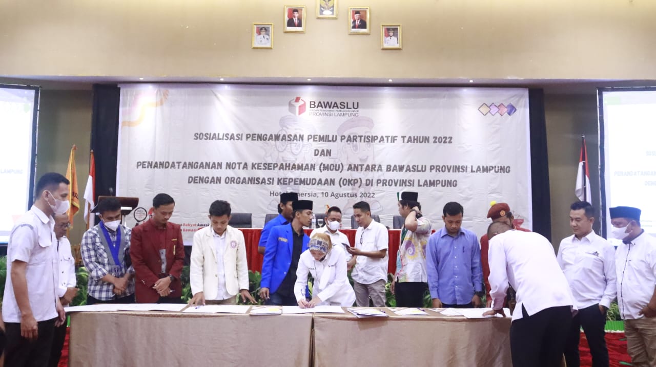 Bawaslu Lampung Lakukan Penandatangan MoU Bersama OKP