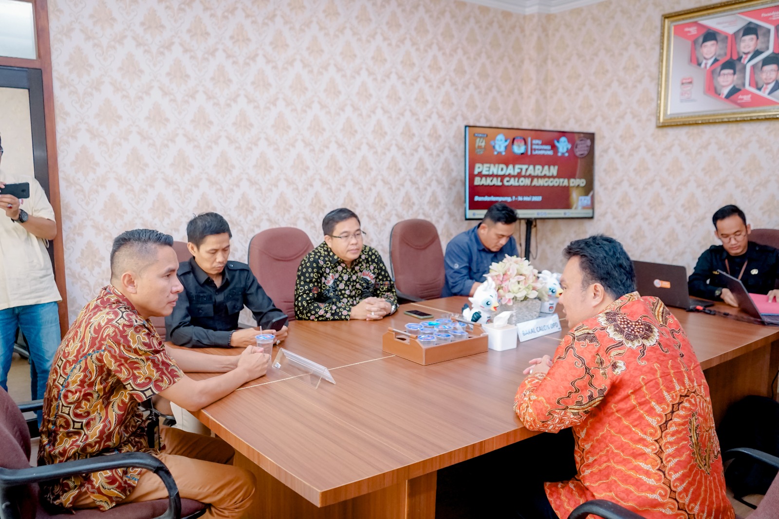 HERMANSYAH AWASI MELEKAT PROSES PENDAFTARAN BAKAL CALON DPD DAN DPRD