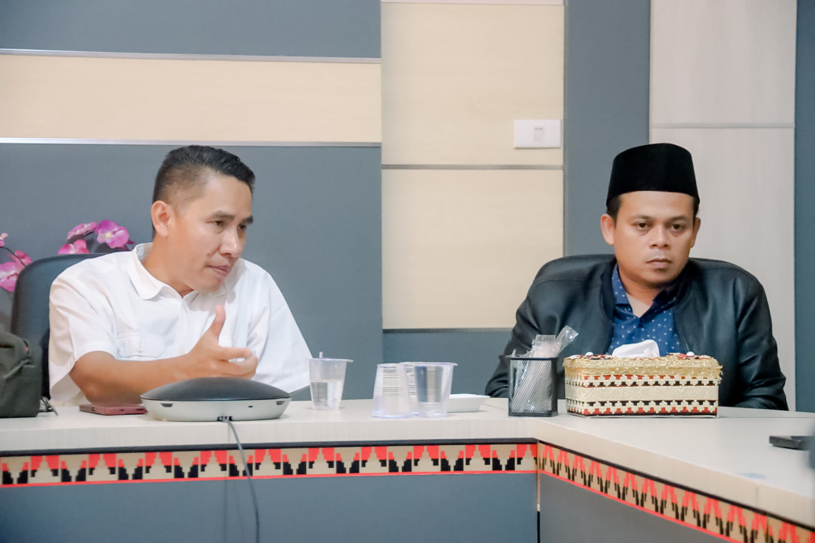 BAWASLU LAMPUNG TERIMA KONSULTASI CALEG, IMAM : SEMUA WARGA NEGARA YANG MEMENUHI SYARAT BERHAK MENCALONKAN DIRI