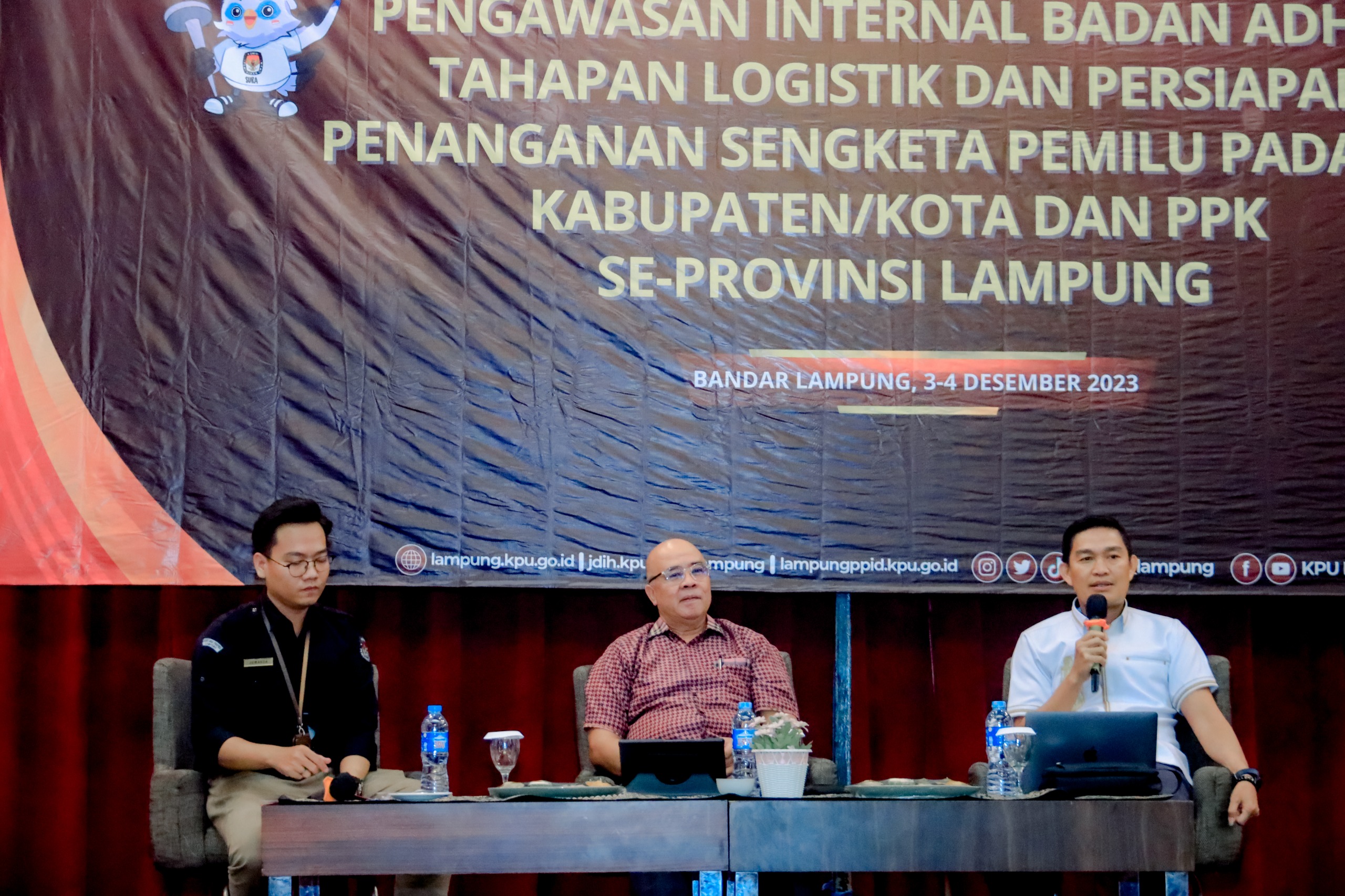 Hadiri Rapat Internal KPU, Bawaslu Lampung Ingatkan PPK Untuk Terus Berkoordinasi Dengan Stakeholder Terkait