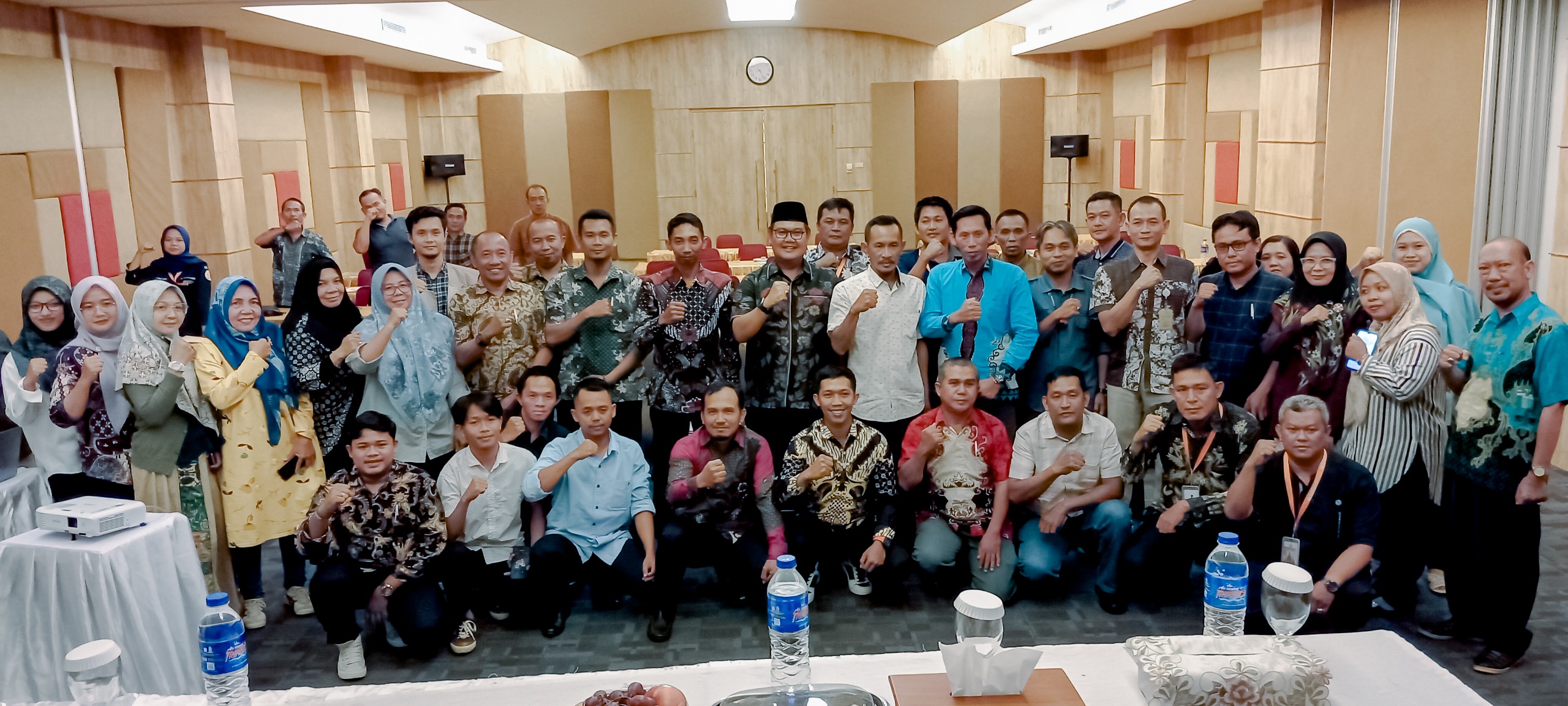 Bawaslu Lampung Tegaskan Untuk Tingkatkan Sinergitas Tata Kerja Sekretariat Panwaslu Kecamatan