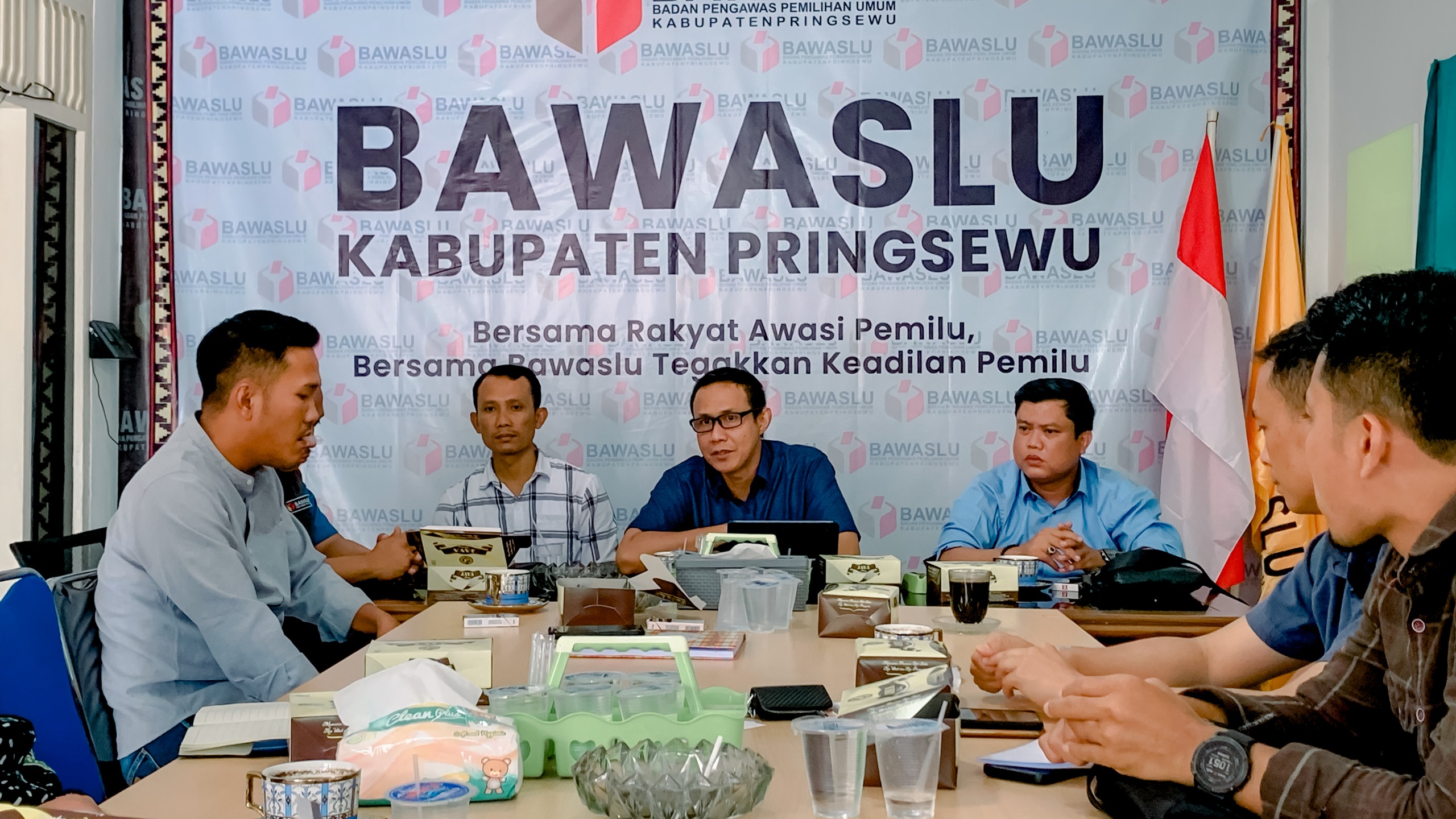 Tim Gakkumdu Provinsi Lampung melaksanakan pendampingan dalam Penanganan Dugaan Pelanggaran Pemilu di Kabupaten Pringsewu