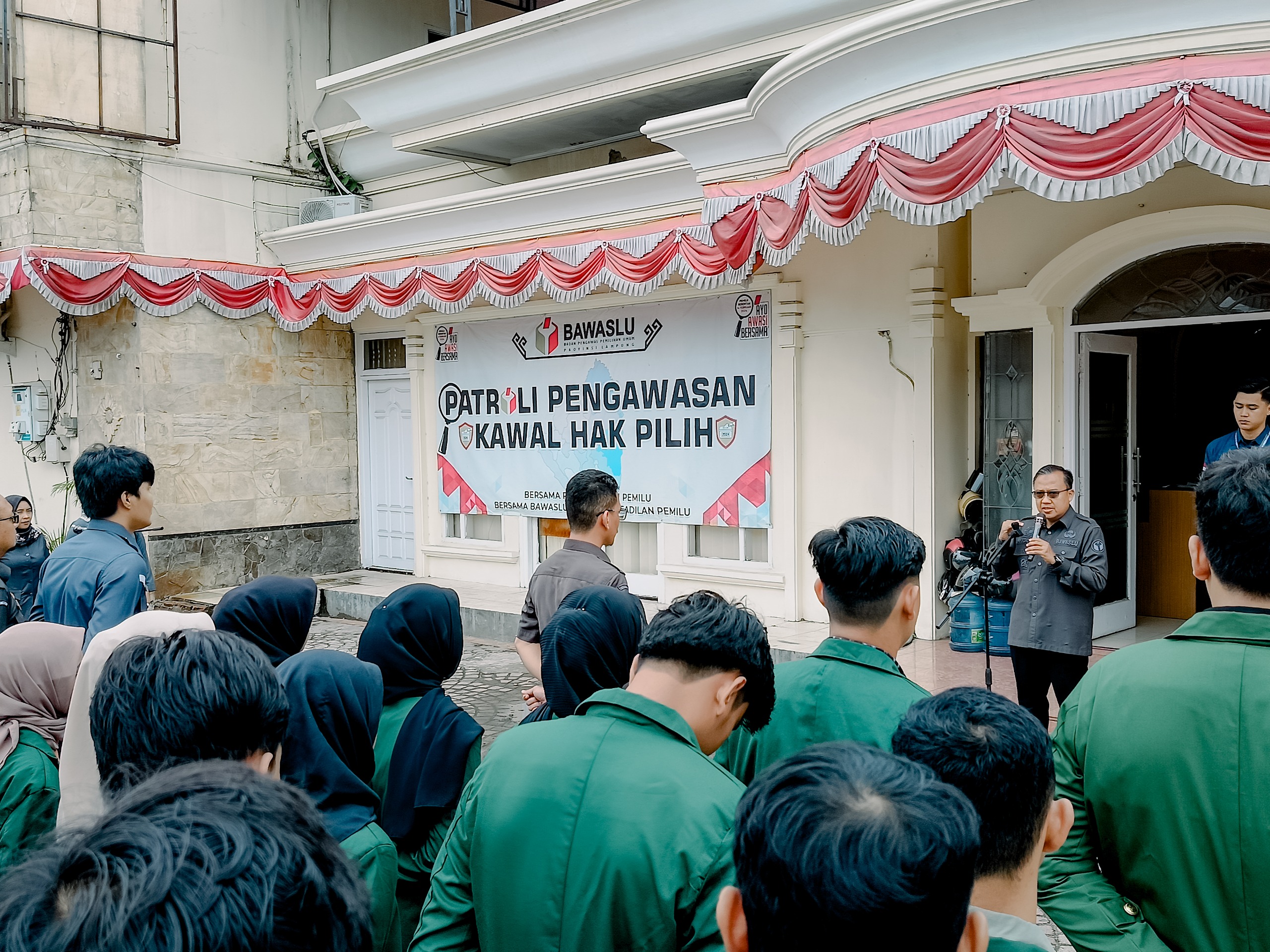 Bangun Sinergi Internal, Bawaslu Lampung Gelar Apel Rutin