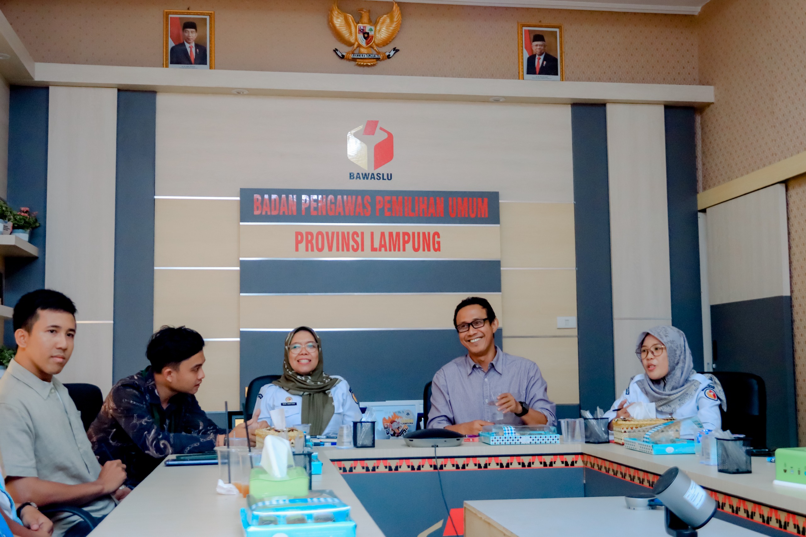 Bawaslu Lampung Terima Kunjungan HMI Komsospol UNILA, Siap Berperan Aktif Sukseskan Pemilu 2024
