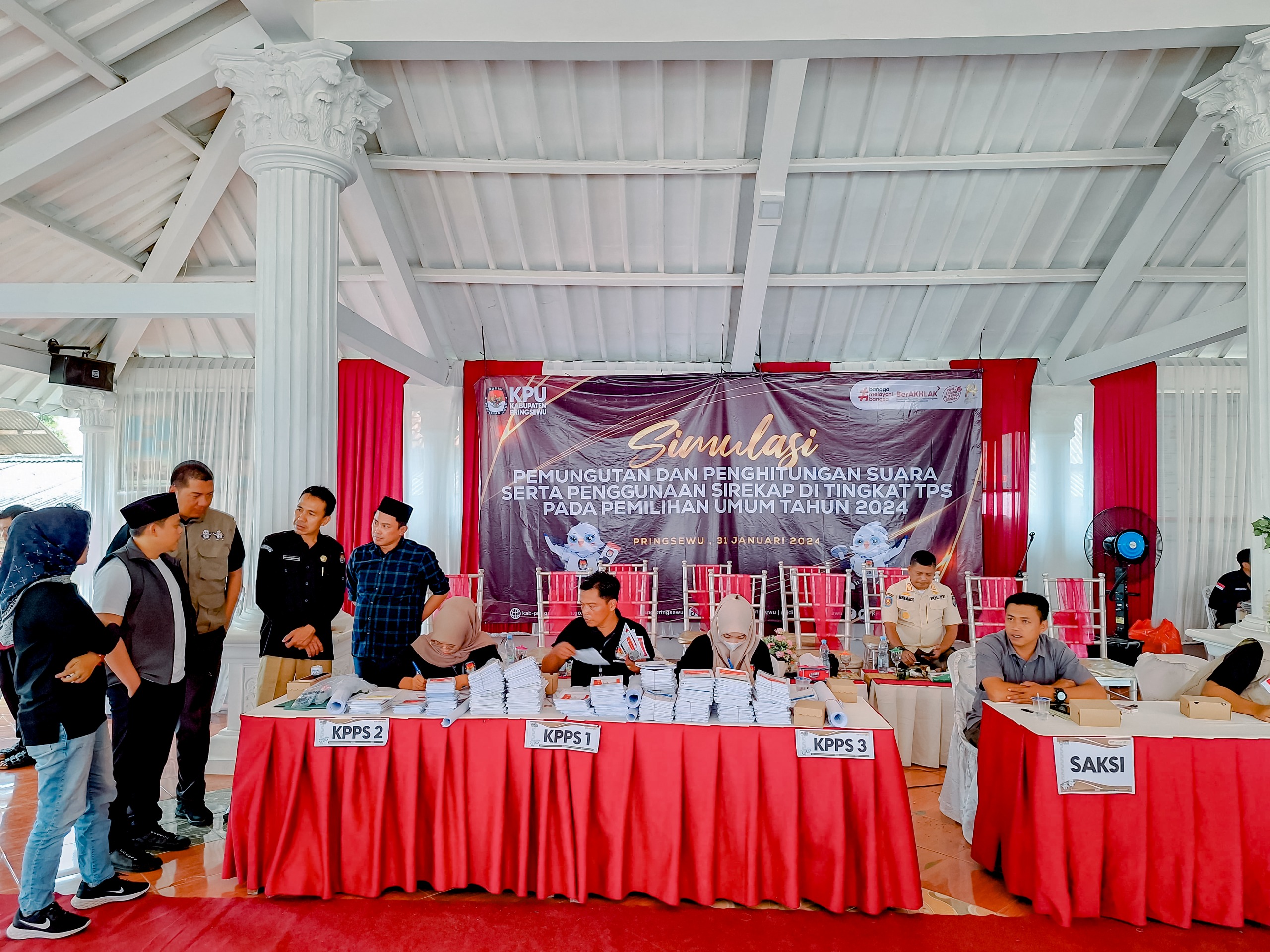 Petakan Potensi Masalah Yang Mungkin Timbul Pada Hari Pemungutan Suara Bawaslu Lampung Hadiri Simulasi