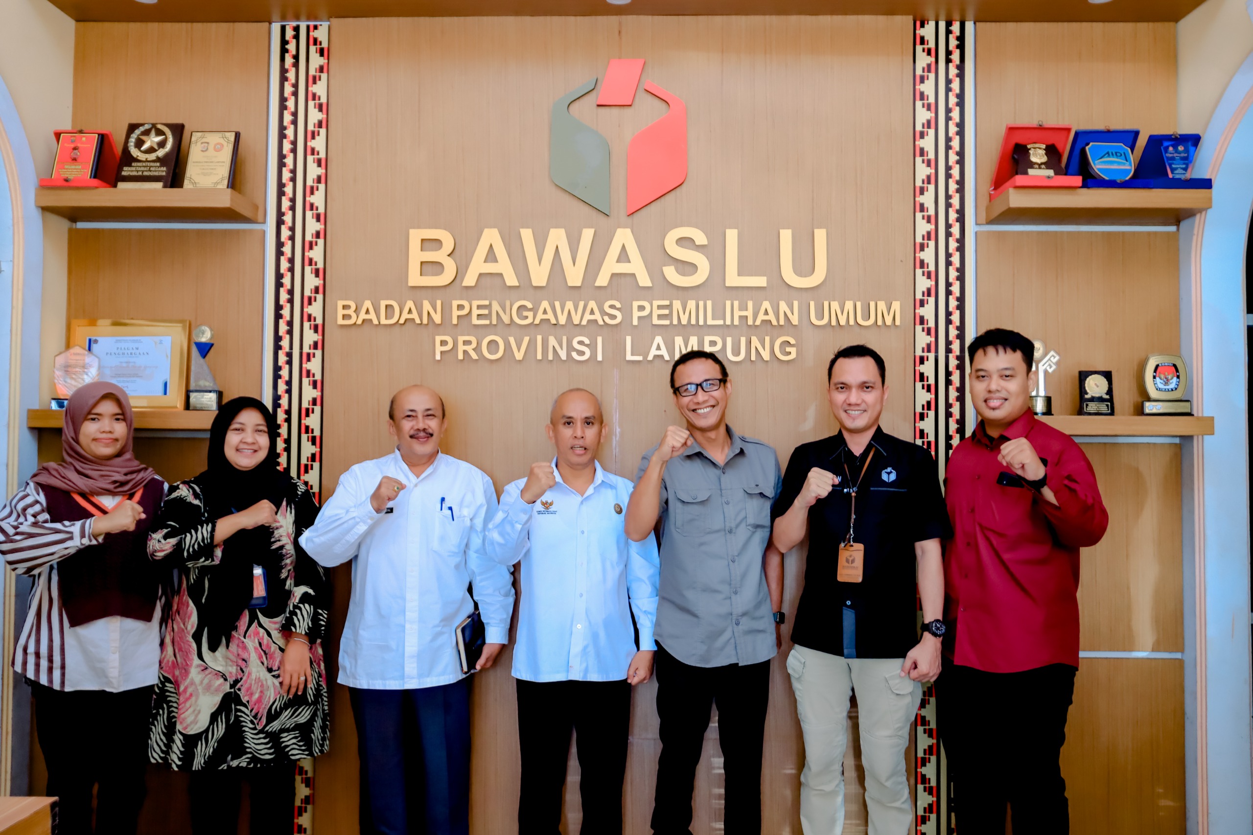 Bawaslu Lampung Terima Kunjungan Kerja Komisi Informasi Pusat