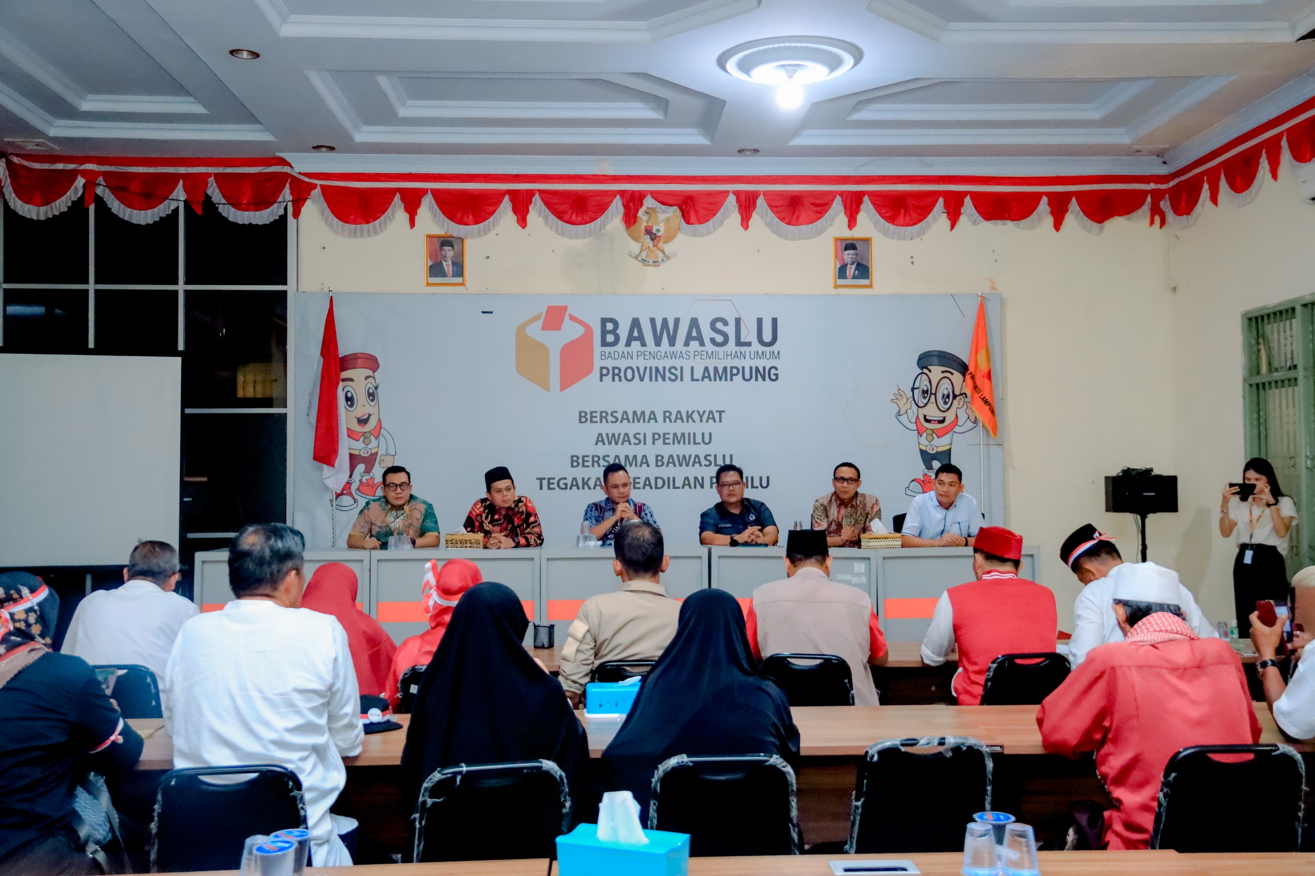 Bawaslu Lampung Tanggapi Aksi Demonstrasi Masyarakat Yang Tergabung Dalam AML-TPC