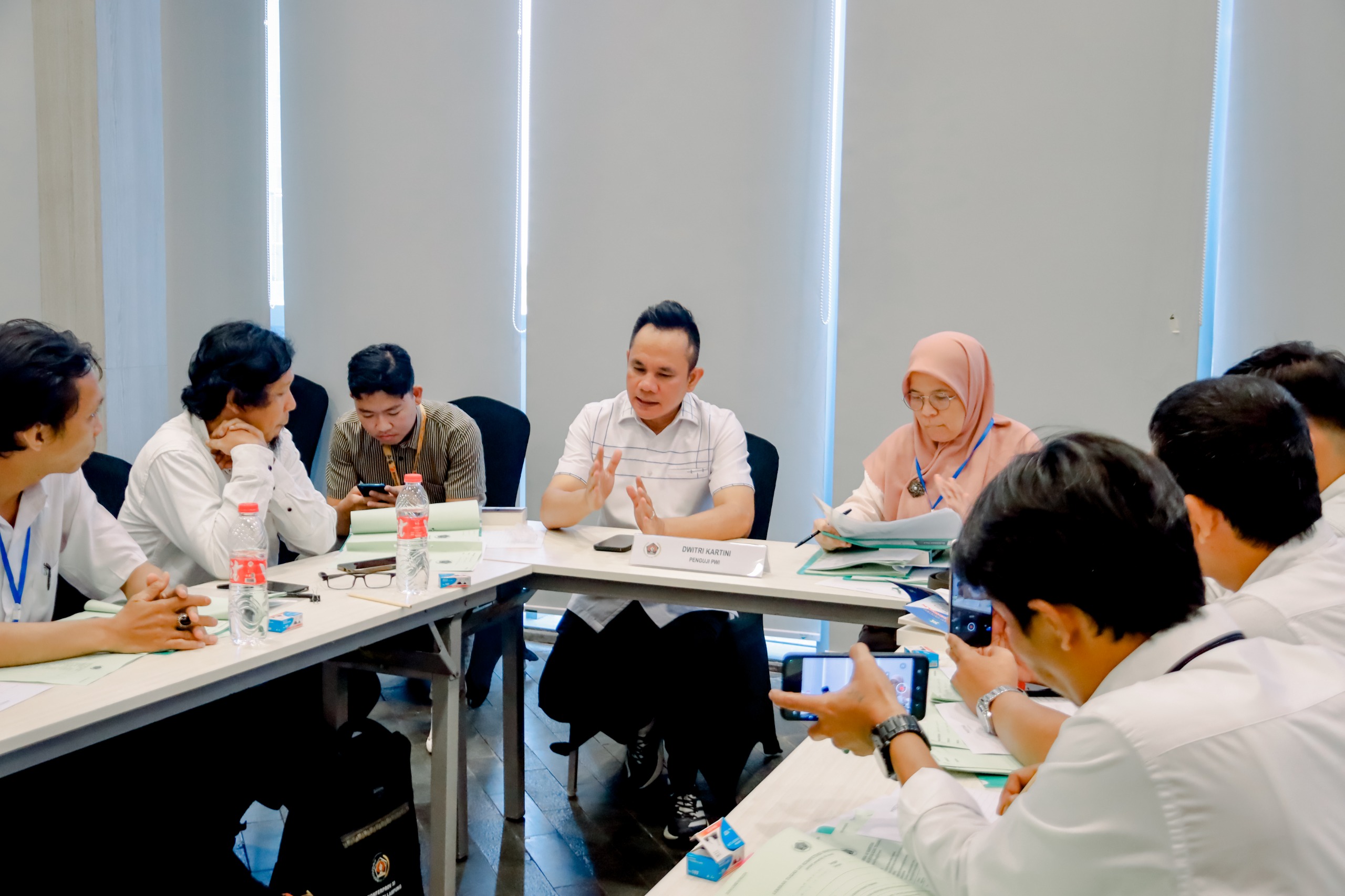 Didepan Peserta UKW PWI, Bawaslu Lampung Tekankan Pencegahan dan Pengawasan Dalam Pilkada 2024