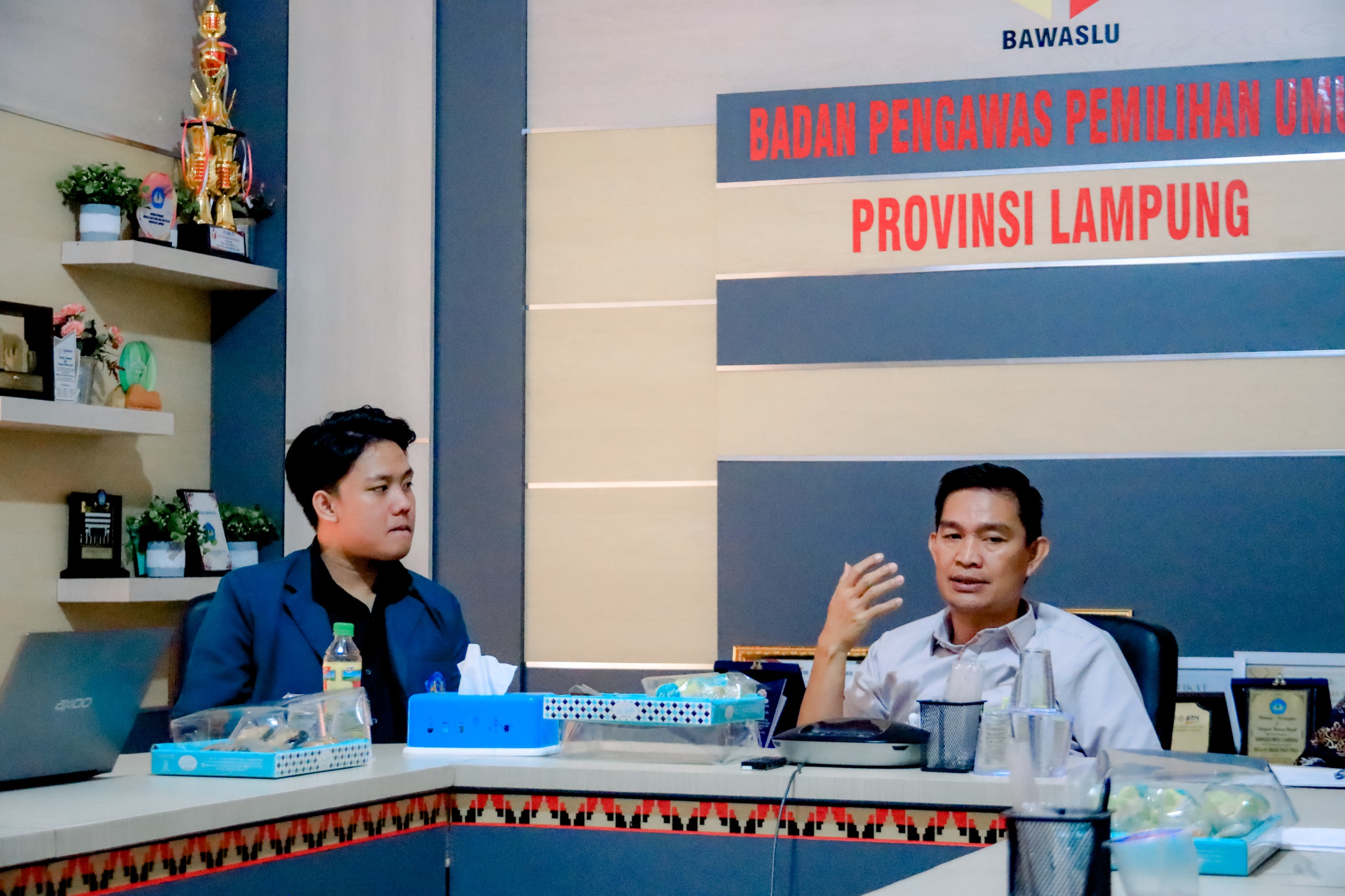Bawaslu Lampung Terima Audiensi BEM Fakultas Hukum Universitas Lampung