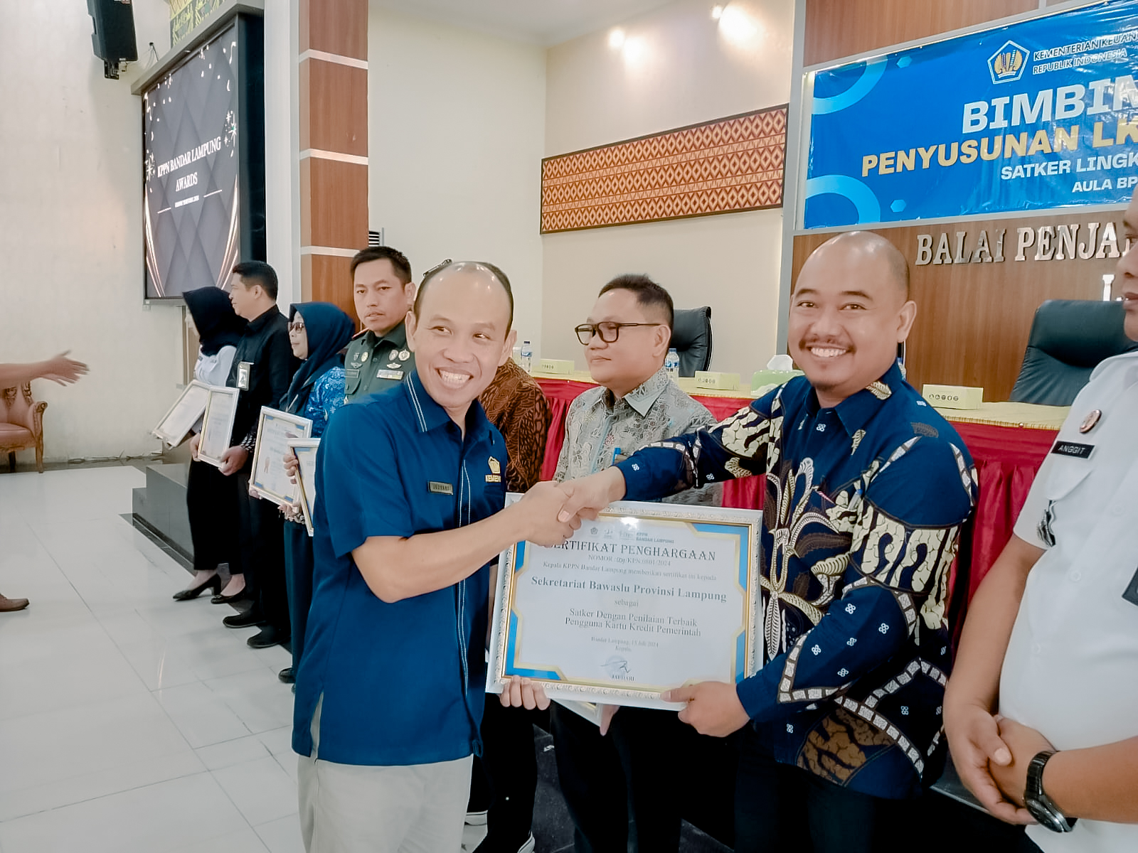 Bawaslu Provinsi Lampung Raih Penghargaan KPPN Award sebagai Satker Pengguna KKP Terbaik