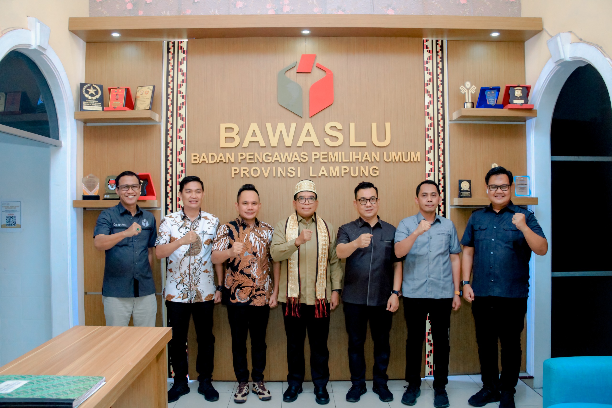 Bawaslu Lampung Terima Kunjungan Kerja Pj. Gubernur Terkait Kesiapan Pengawasan Pilkada Serentak 2024