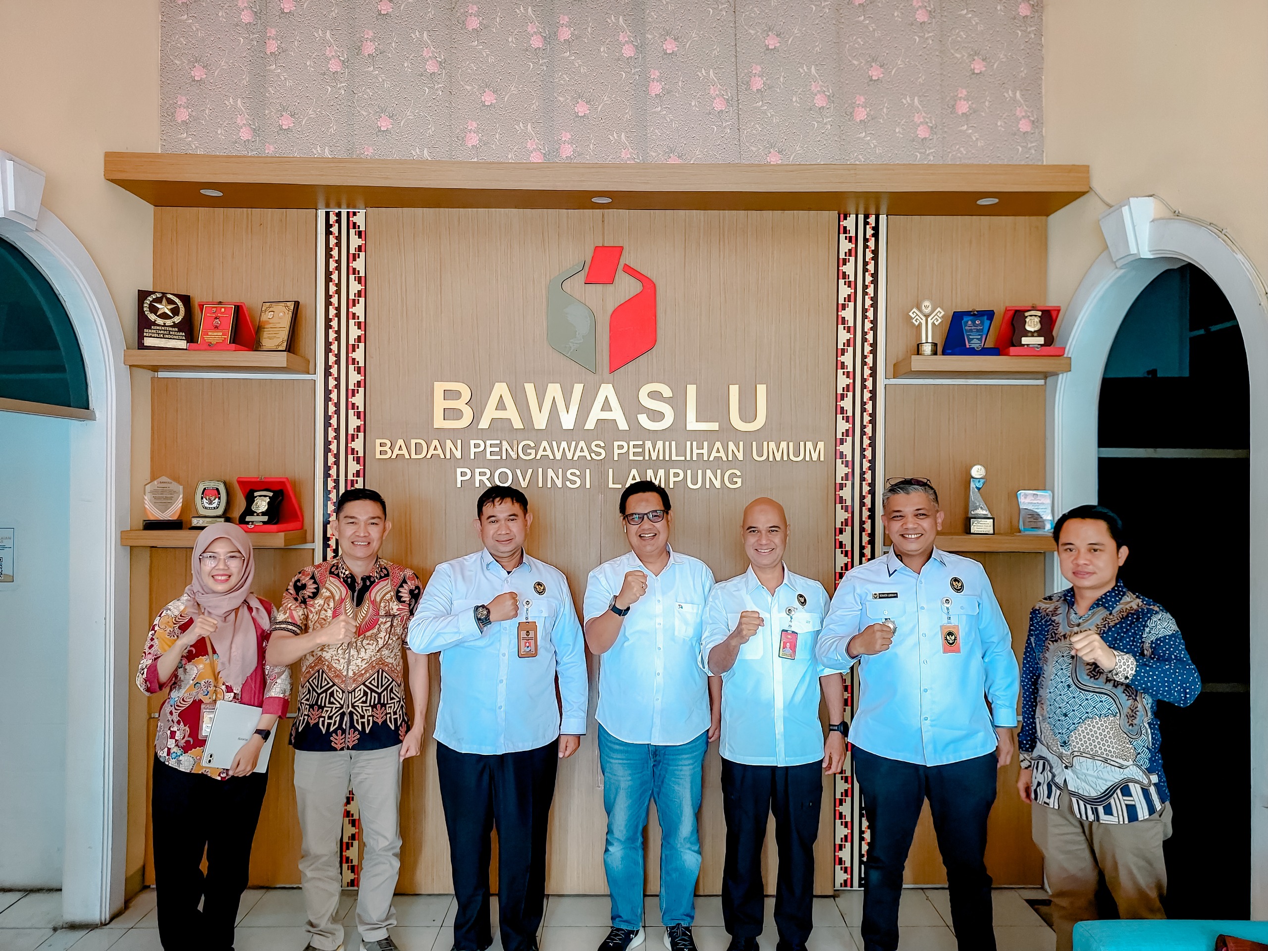 Bawaslu Lampung Terima Kunjungan Perwakilan Kemenko Polkam RI Bahas Kesiapan Pilkada Serentak 2024