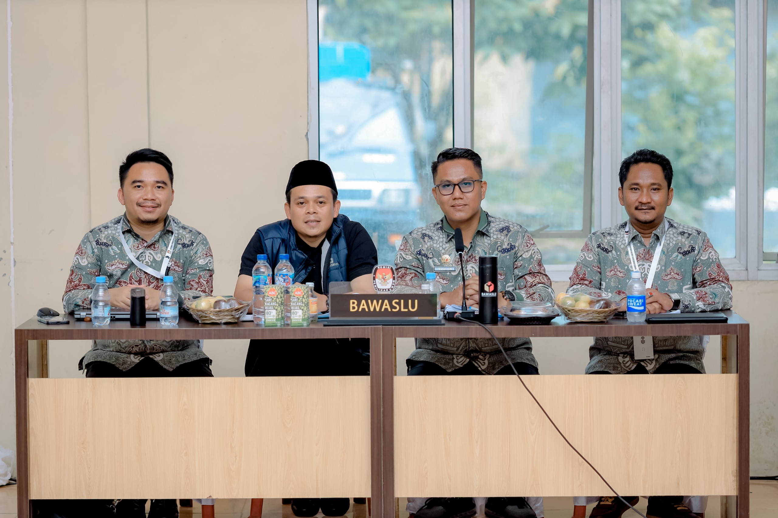 Bawaslu Lampung Perkuat Pengawasan Dalam Rapat Pleno Rekapitulasi Suara Pilkada Serentak 2024