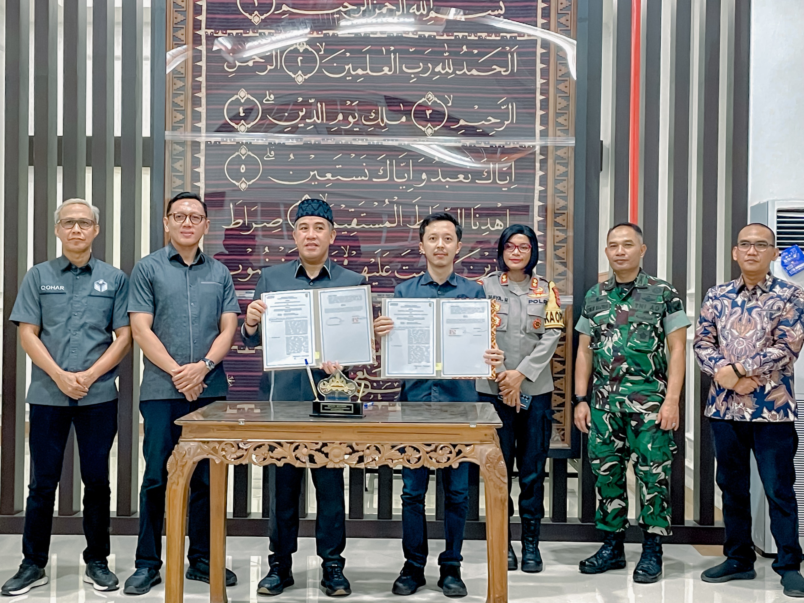 Bawaslu Lampung Hadiri Penandatangan NPHD Pemerintah Kabupaten Pesawaran Dan Bawaslu Kabupaten Pesawaran Untuk Pengawasan PSU Pilkada