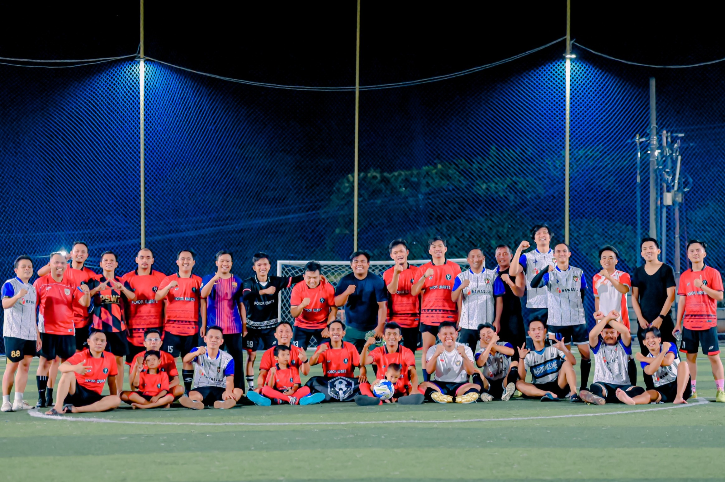 Bawaslu Lampung Dan Jurnalis Pererat Sinergi Lewat Pertandingan Persahabatan Minisoccer