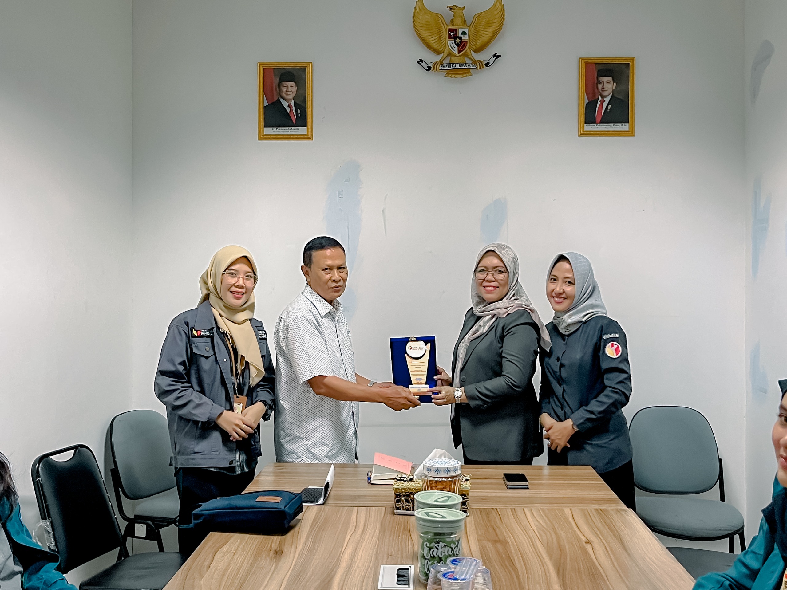 Selesai Laksanakan PKL, Bawaslu Lampung Apresiasi Kontribusi dan Dedikasi Mahasiswa Sosiologi FISIP UNILA