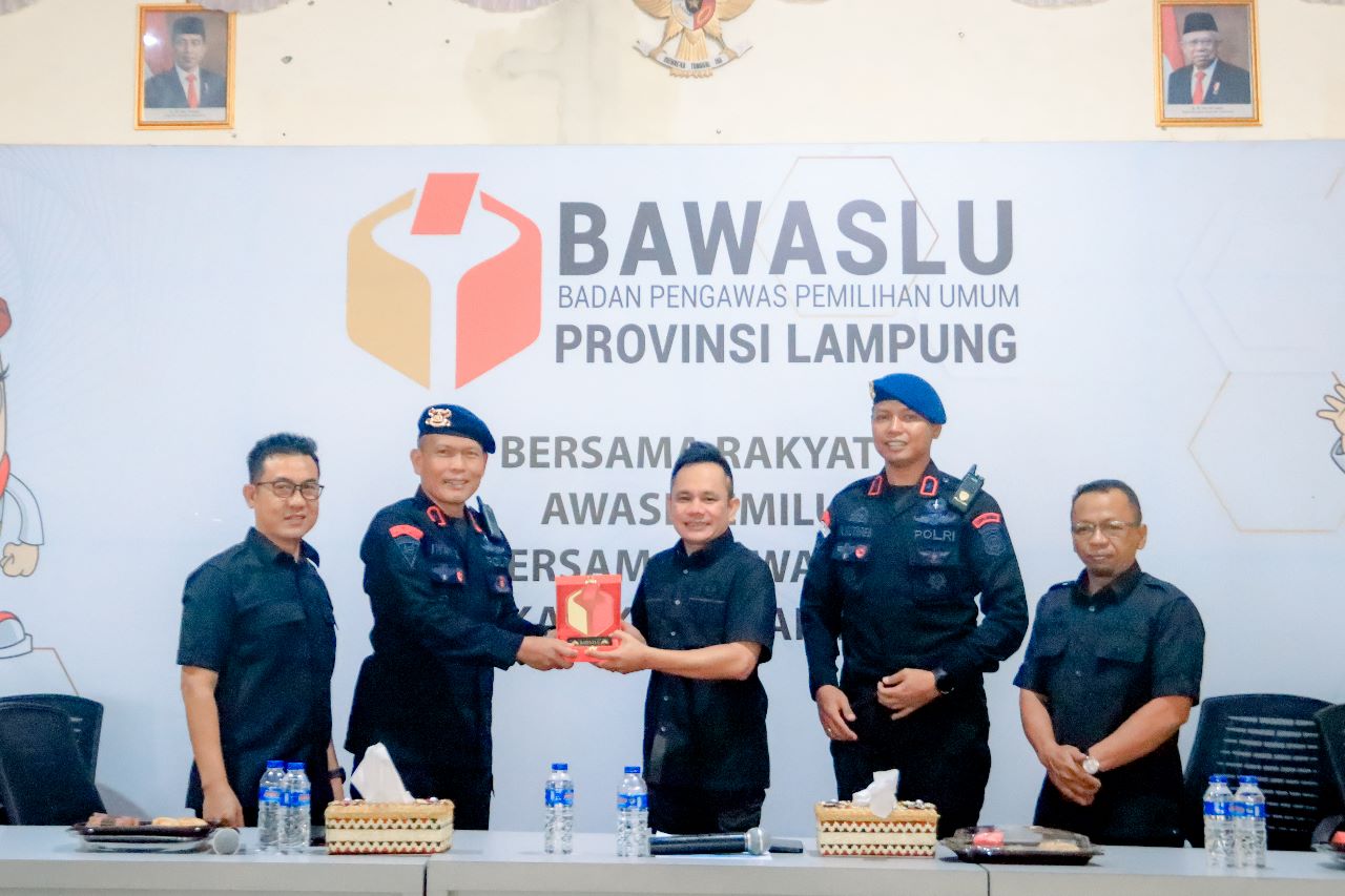 Jelang Pemilu 2024, Satbrimob Polda Lampung Kunjungi Bawaslu Lampung
