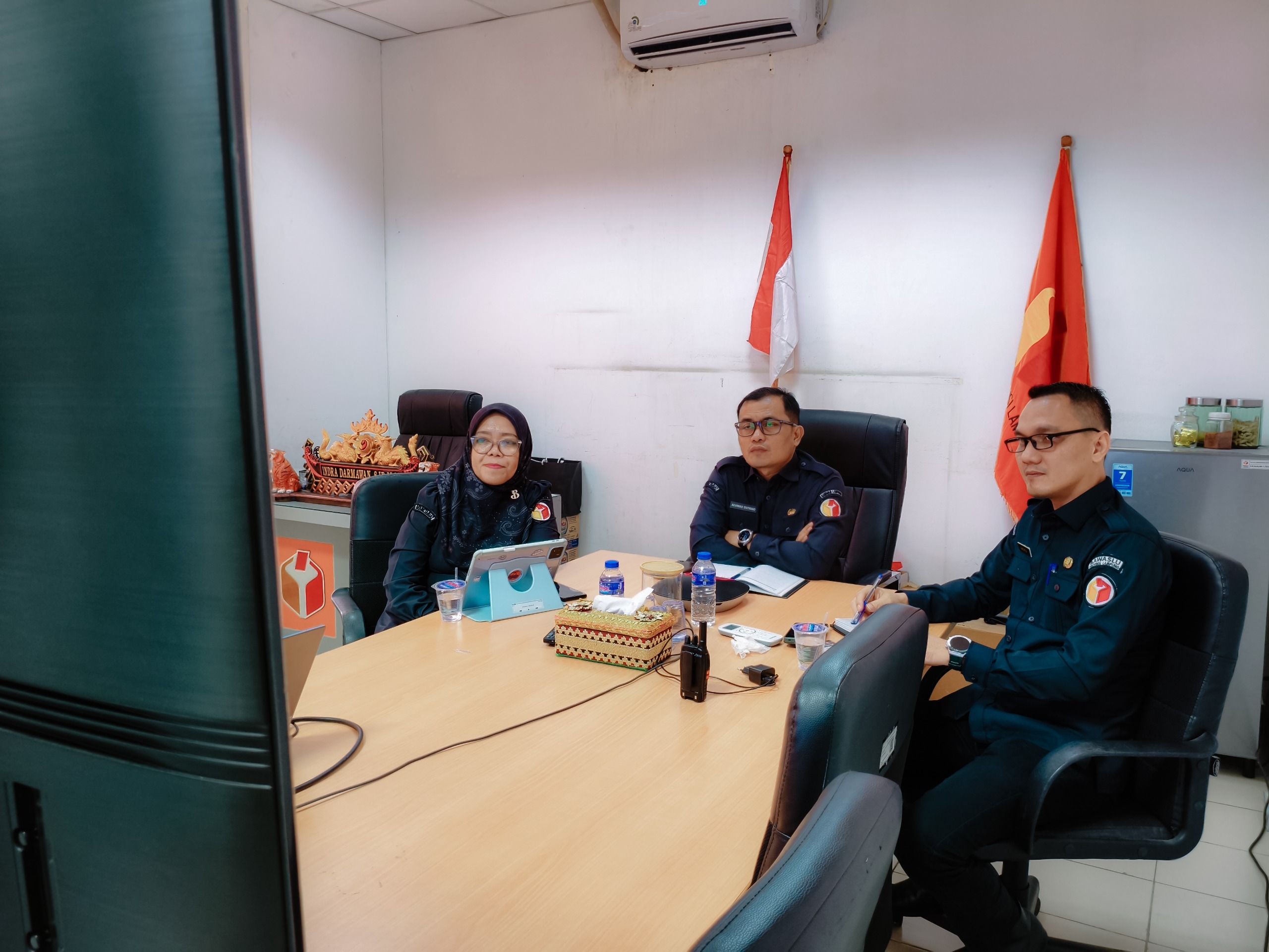 .