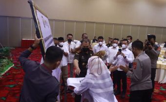 Bawaslu Lakukan Penandatanganan Komitmen Bersama