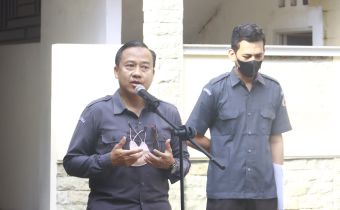 Gelar Apel, Kasek Bawaslu Lampung Sampaikan Budaya Etos Kerja "TABIKPUN"