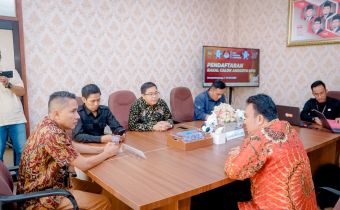 HERMANSYAH AWASI MELEKAT PROSES PENDAFTARAN BAKAL CALON DPD DAN DPRD