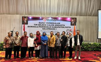 PEMBEKALAN TIMSEL BAWASLU KABUPATEN/ KOTA, TOTOK MINTA TIMSEL PERHATIKAN JUKNIS