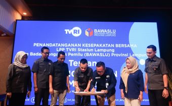 Upaya Maksimal Mensyiarkan Pengawasan Pemilu Di Bumi Lampung, Bawaslu Lampung Mou Dengan TVRI