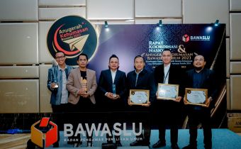 Humas Bawaslu Lampung Sabet Tiga Penghargaan dari Bawaslu Republik Indonesia