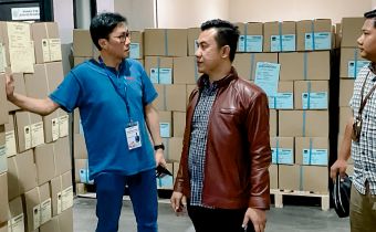 Bawaslu Lampung Lakukan Pengecekan di Percetakan Logistik Pemilu 2024