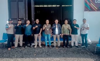 Bawaslu Lampung Tegaskan Pelipat Surat Suara Bukan Dari Partai Politik