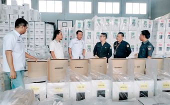 Bawaslu Lampung Pastikan Kualitas dan Proses Pengepakan Surat Suara Di Lampung Utara
