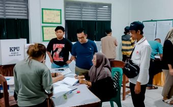 Tinjau Penghitungan Hingga Malam, Bawaslu Lampung Imbau PTPS Jangan Lengah