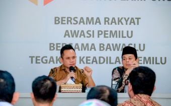 Persiapan Rapat Pleno Terbuka Rekapitulasi Perolehan Suara Tingkat Provinsi Lampung, Bawaslu Lampung Gelar Rapat Koordinasi