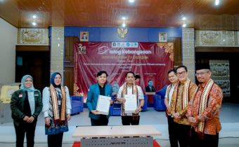 [[Konferensi Pers]] Bawaslu Lampung Dan BEM Unila Teken MoU, Ajak Mahasiswa Berperan Aktif Dalam Pengawasan Pilkada 2024