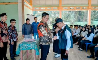 Panwaslu Kotabumi Selatan Resmi Lantik 104 PTPS, Bawaslu Lampung Imbau Tidak Ada Laporan Nihil