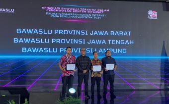 Bawaslu Provinsi Lampung Raih Penghargaan Sebagai Bawaslu Provinsi Teraktif Pengawasan Konten Internet Pada Pemilihan Serentak Tahun 2024