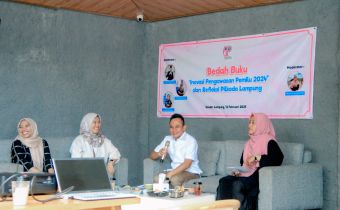 FJPI Lampung Gelar Diskusi Dan Bedah Buku, Bawaslu Lampung Dukung Peran Perempuan Bersama-sama Awasi Pemilu Dan Pilkada