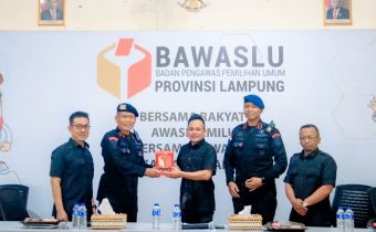Jelang Pemilu 2024, Satbrimob Polda Lampung Kunjungi Bawaslu Lampung